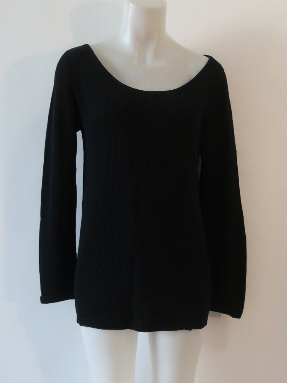 Womens Donna Karan Black (Item-14) Wool Rayon Ribbed Scoop Neck Sweater P US/XS